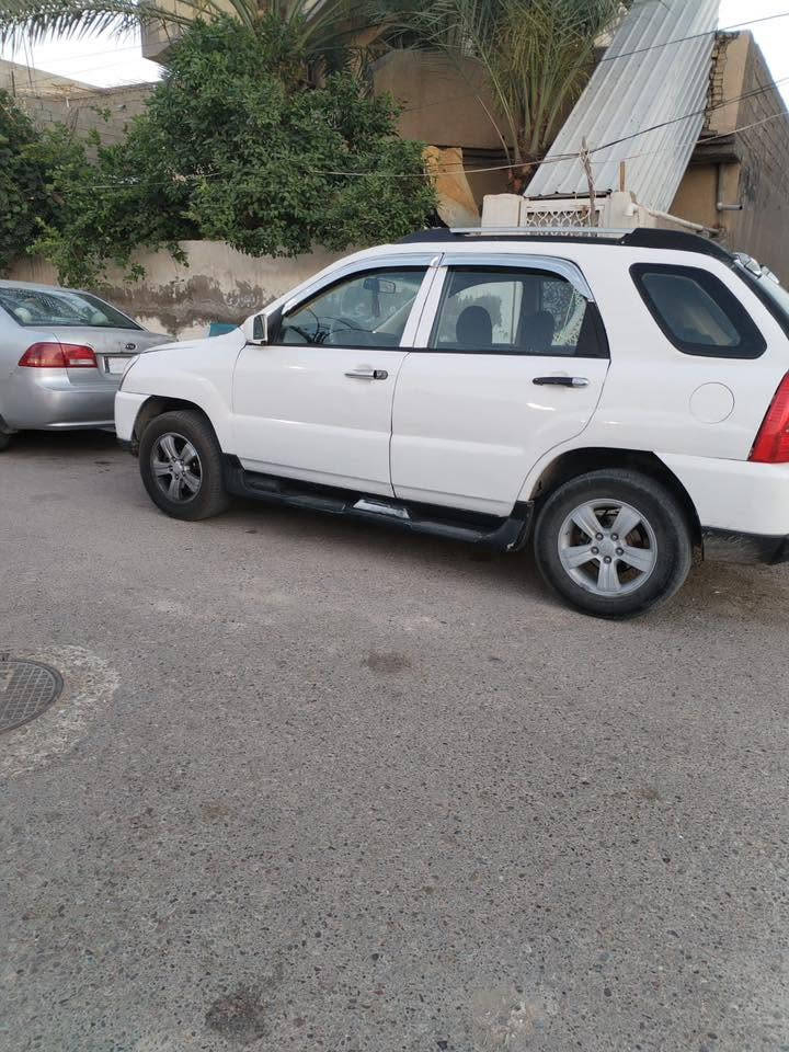 سياره اسبورتج. للبيع إلفين وتسعه  جافيه السياره باسمي شرط التحويل رقم إنكليزي العنوان بغداد الاستفسار على هذا الرقم***********
