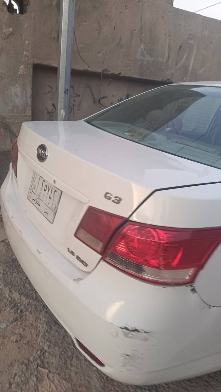 السلام عليكم بيوايدي موديل 12 رقم بابل  كير محرك نضيف تخم تأير جديد  ماعيزه شي سيارة نضيفه السعر 45 وبيه مجال اتصال *********** مكان السياره نجف
