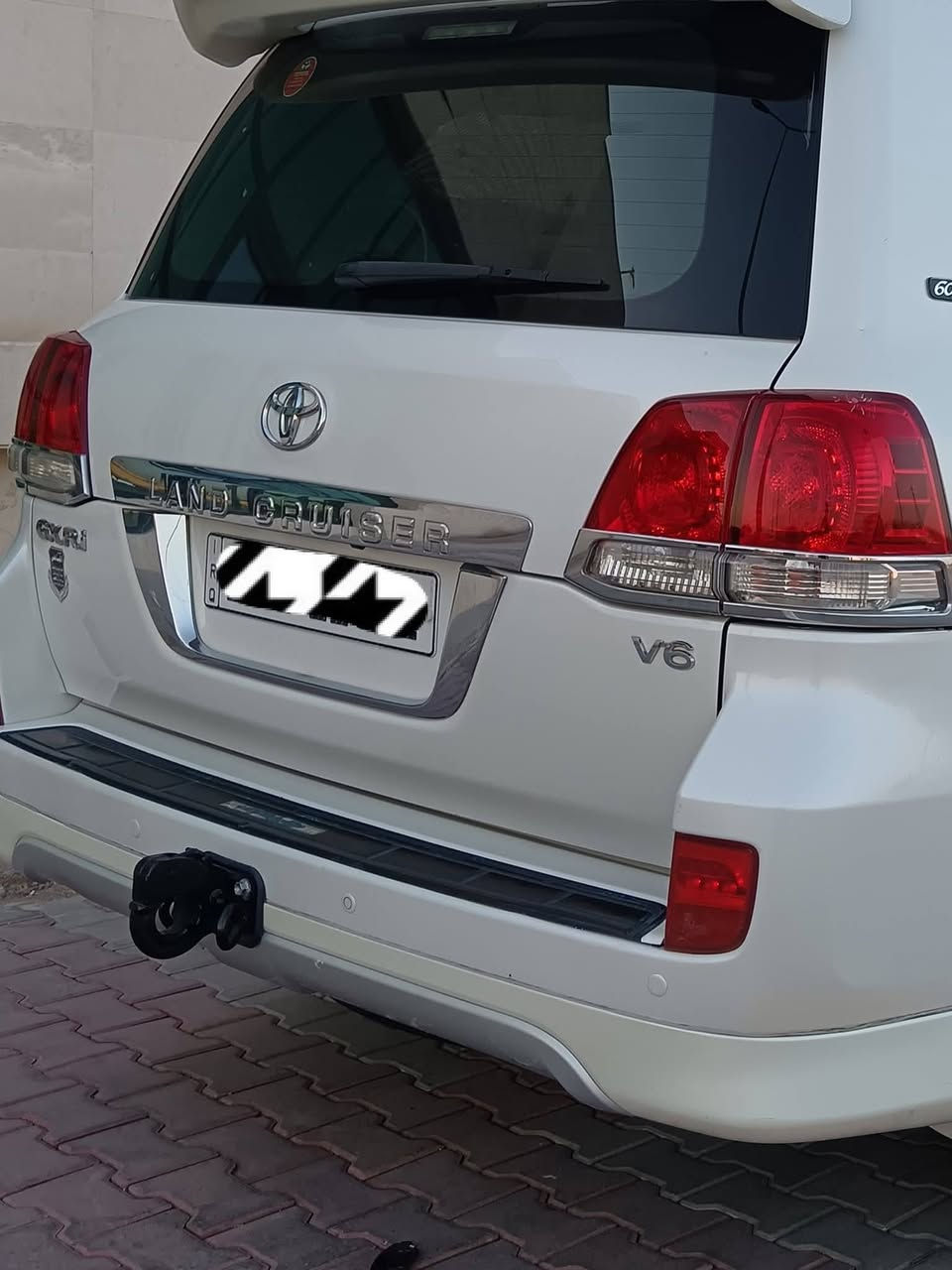 لاندكروز مديل 2011  مواصفات الستينيه معروفه 
رقم بغداد بأسمي 
ماشيه 166km
فقط تبديل بنيد بدون حادث 
الباقي كفاله مكانه واسط مركز مدينه 
السعر 305 
اتصال 
***********
