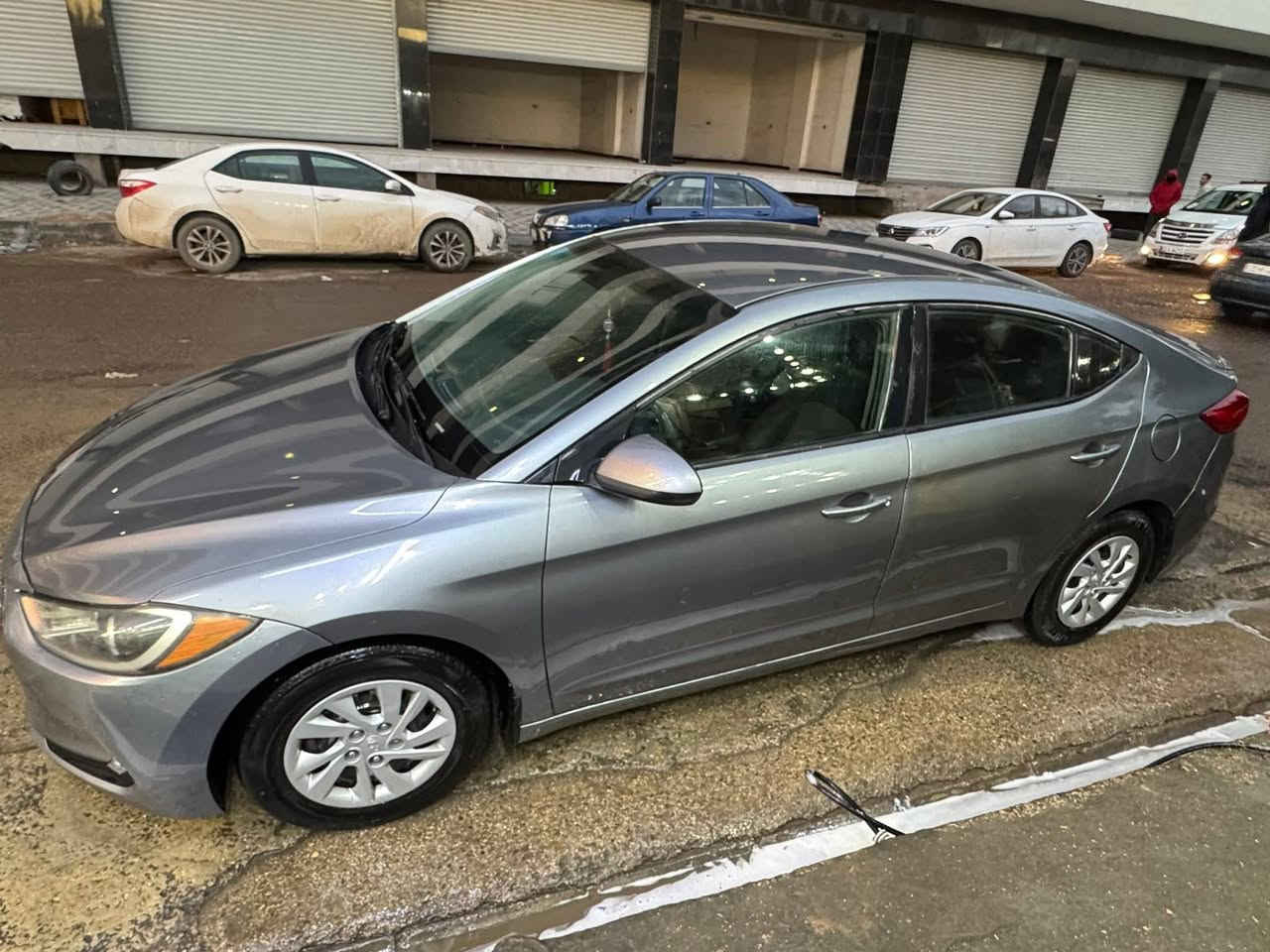 سلام عليكم النتره موديل  2018 وارد أمريكي سرقها دعاميه فقط و مكينه 2000 كير عادي سياره بدون حادث بدون صبغ سياره مكينه و كير ممفتوحا  السياره جاهزه رقم بغداد باسمي تحويل مباشر سعر سياره 120 ورقه  //***********
