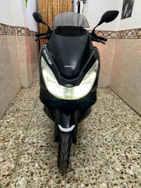 للبيع دراجه pcxجيل ثاني  ياباني اصلي دراجة مال رمبه ماخذها رمبه الدراج...