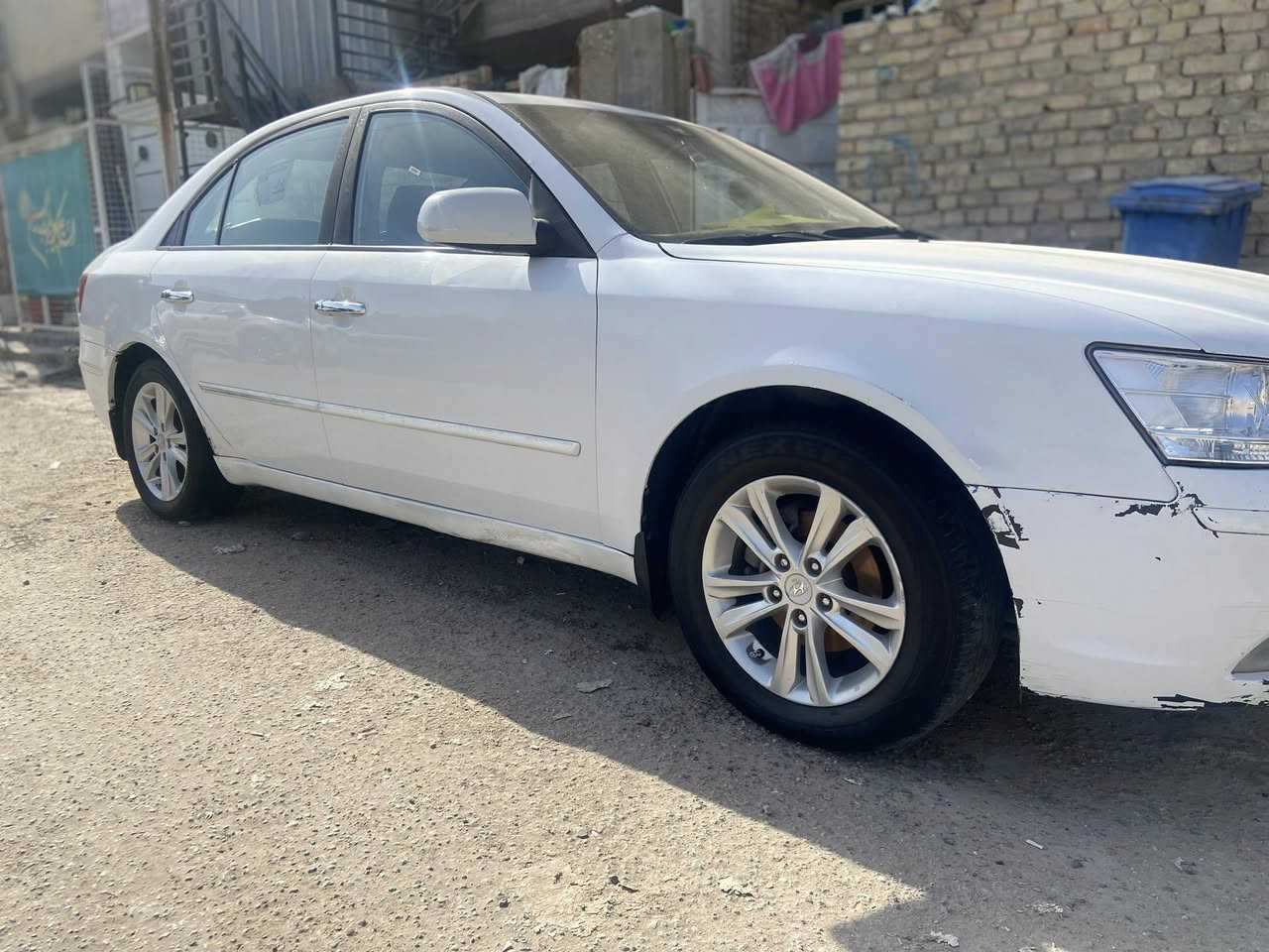 سوناتا 2011 مقدس
سيارة وارد كوري 
كير ومكينه خير من الله 
مكينه 2000
شاشه وكاميرا دواره
رقم بغداد الماني 
السياره بيها بارد بالباب الايمن الخلفي وجاملغ الايمن مبدل ومصبوغ وباقي السياره مابي قطرة صبغ مطلوب مراوس حسب القناعة وسعر البيع ٩٢ وبيها مجال بسيط للاستفسار اكثر التواصل ***********
