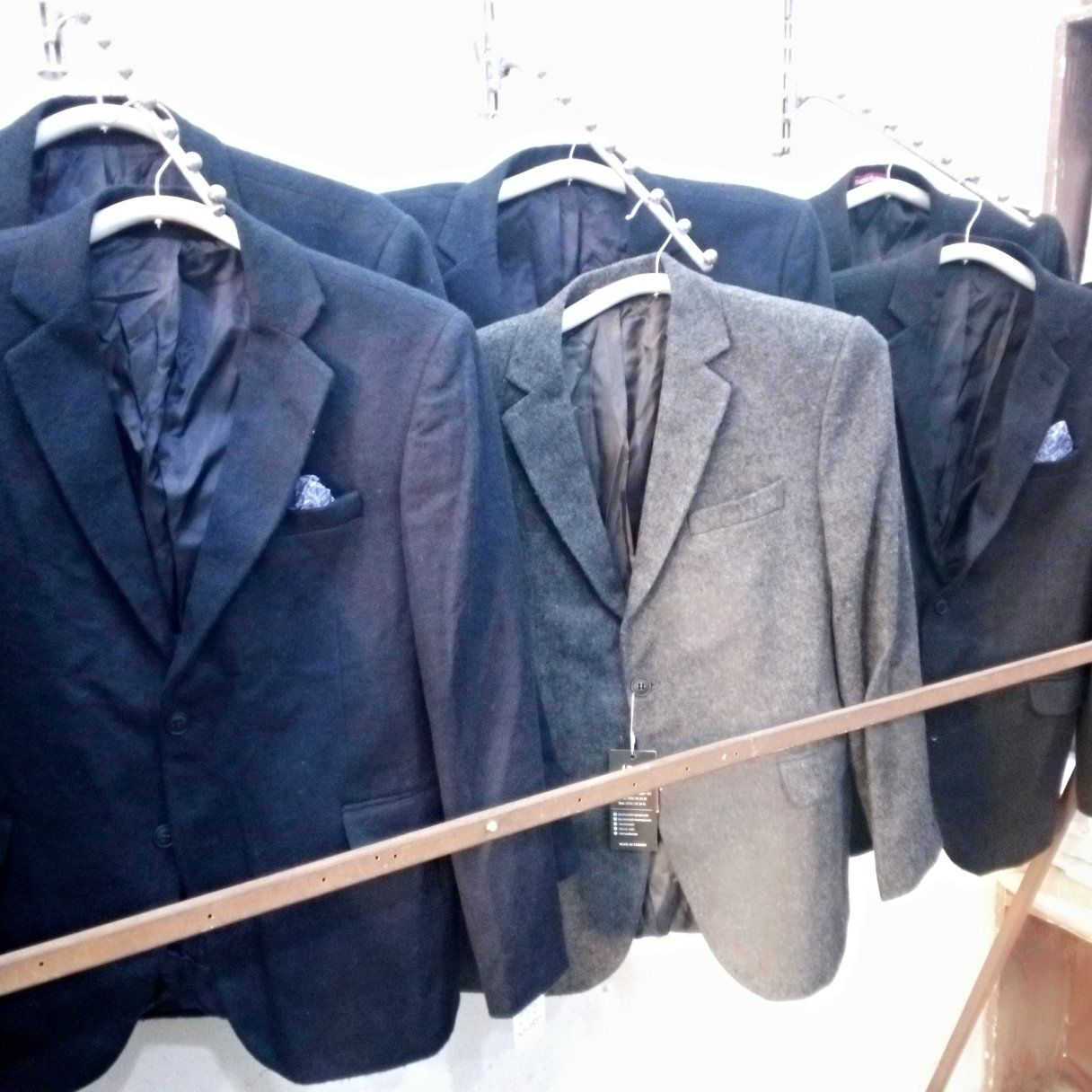 بمناسبة شهر رمضان المبارك 
نعلن عن تنزيلات على الدشاديش الشتوية.....الصيفية
اي دشداشة داخل المحل ب20الف
سترة صوف تركي ب10الف
خياطه المهندس للزي العربي /راوه الجديدة 
مجاور مكتبة الرزان . ومختبر صحتي


**إذا كنت صاحب هذا الإعلان وتريد حذفه لأي سبب، رجاءا أرسل رسالة إلى الدعم الفني**