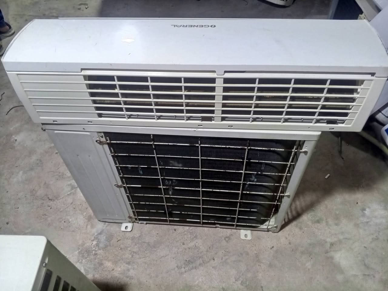 السلام عليك سبلت طن ونص كامل شقال تبريد ثلج البصره ابو الخصيب
***********
