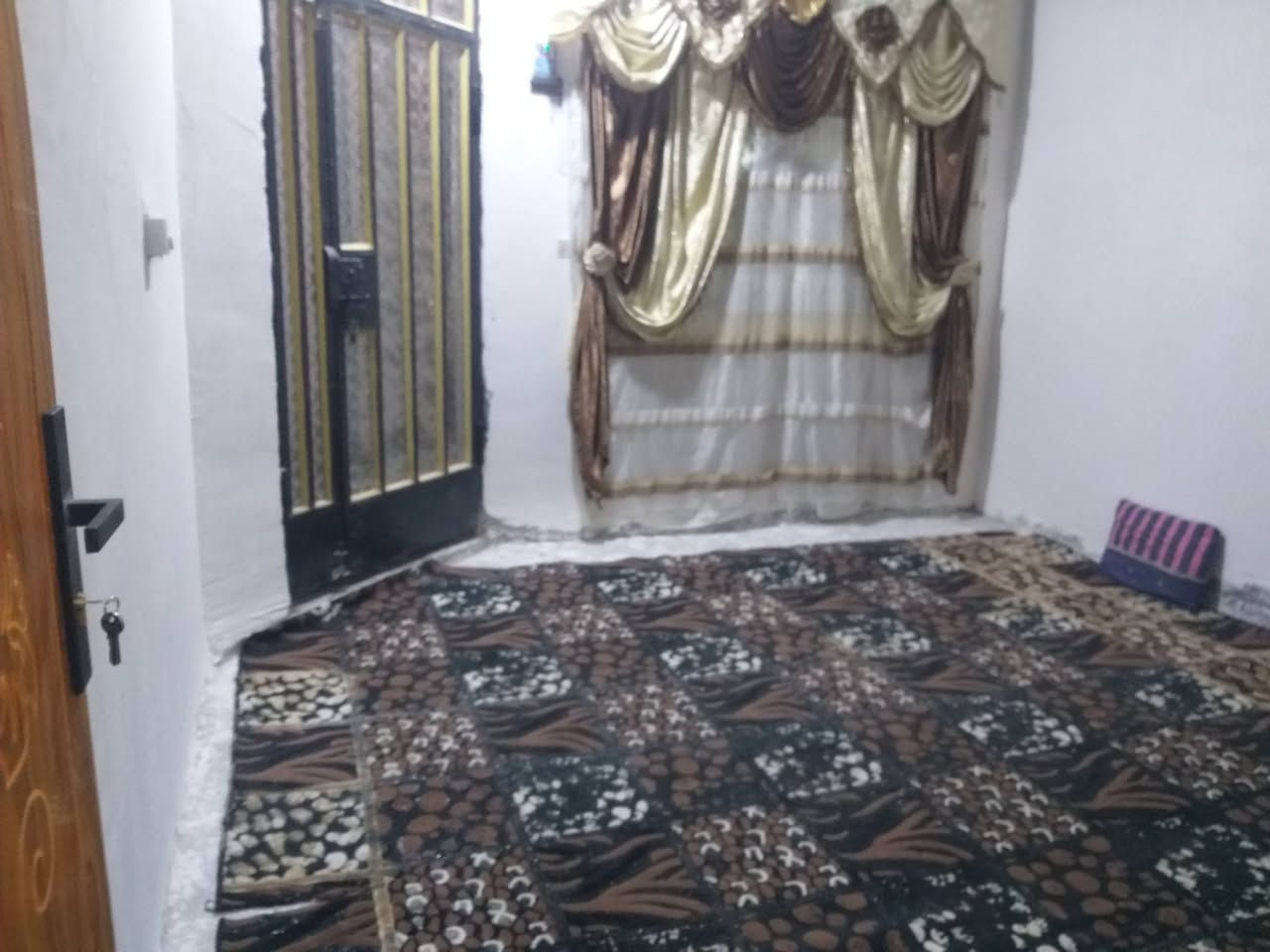 السلام عليكم
دار للبيع طابو زراعي بسم عراقي سند ٢٥ أصولي وكاله ونسخه من الطابو ومكاتبه
تفاصيل داخل الصور 
السعر ٦٩مليون وبي مجال 
***********
