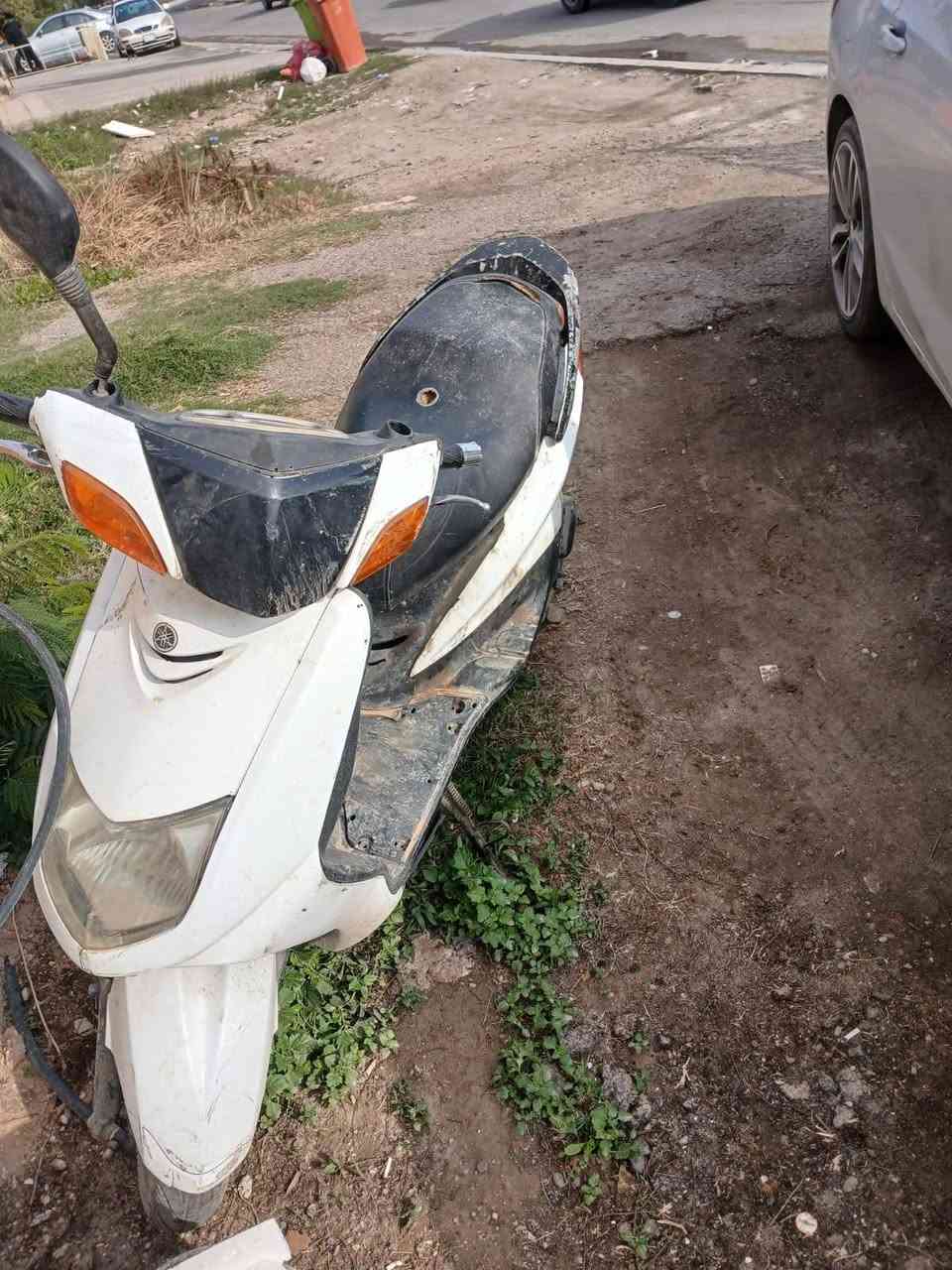 سلام عليكم سكنس نثيه البيع مفتوحه مبدل كور الدراجه كلشي ما بيها فقط متروكه    البيع 200 ابيع كوم حديد
اني لي يجني بايعه كوم حديد مكاني بغداد ***********
