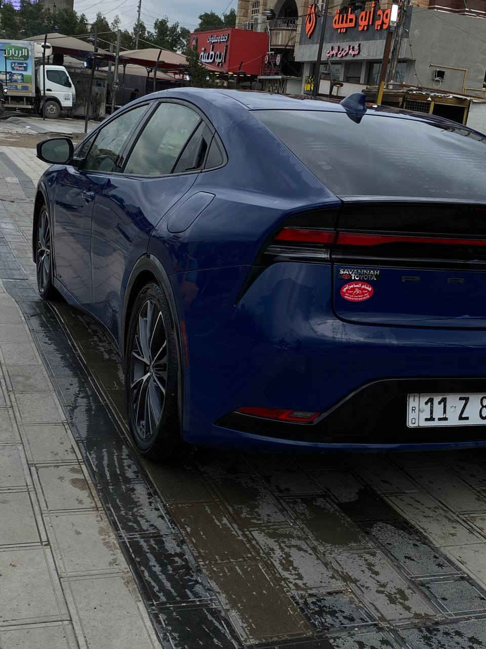 السلام عليكم 
تويوتا بريوس ٢٠٢٤ رقم بغداد 
الحادث:- كما موضح بالصور بدون ايرباك بدون دواخل جامغلين وبنيد راجع بارد الدبة مال زراكات ممطخوخة سيارة ضربة كلش بسيطة 
السيارة ماشية ٢٢ الف كيلو 
مواصفات :ـ
بصمة تشغيل عن بعد 
رادار امامي وجانبي وخلفي 
حساسات خلفية اضافة الى الكامرة 
كشنات تدفئة 
شكنات جلد تحكم كهرباء مقعد السايق 
شاشة اندرويد اوتو وابل كار بلي 
تبريد مال تيوتا يعني ماكو بي عيب 
اوتو هولد 
٣ وضعيات قيادة 
تدفئة ستيرن 

السعر ١٦١ وبيهة مجال 
***********
