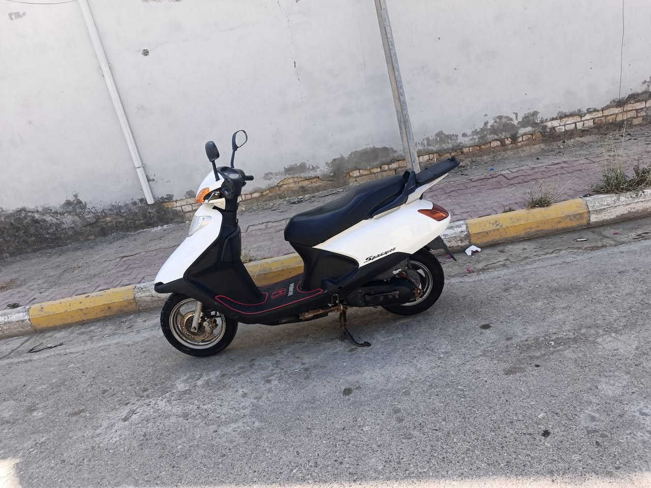 درجة سبيسي ياباني مكينه ناعمة خرسه نعومة فول كفرات اصليه أبو الختم كابريتر اصليه كهربايات كله شغال قفل صندوق شغال قفل سكان شغال الهاتف ***********المكان كوت الخاجيه
