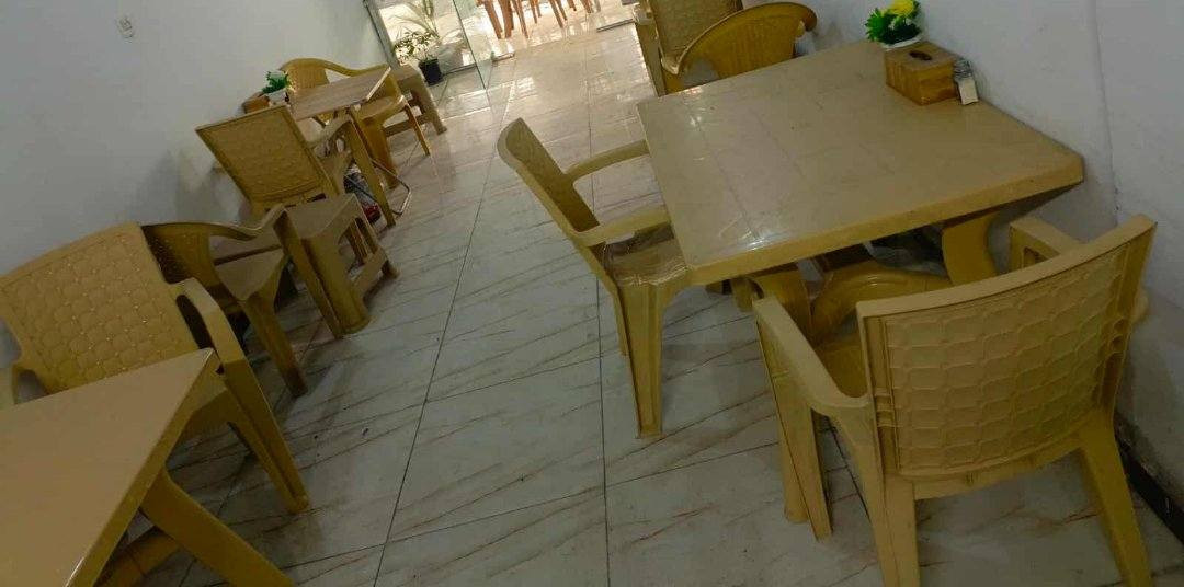 غراض مطعم للبيع  نضافه فول سعر كلهن مليون و100العنوان بهرز او لاتصال على رقم ***********
