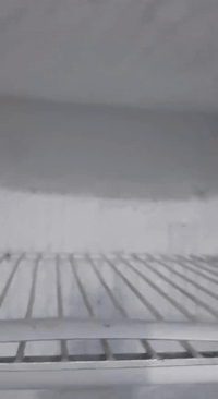 ثلاجه 28قدم شرط شغل ملتها نظافه فول سعرها 200وبيها مجال مكاني بعقوبه المفرك رقم الهاتف ***********
