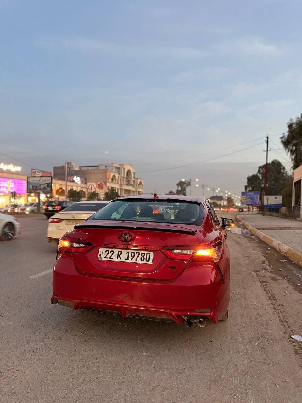 السلام عليكم اخوان كامري 2023 se فول عده الفتحه مرقم أربيل ضررها خلفي الجنطه وجاملاقات الخلفيه بدون ايرباك البابتين جهت السايق بس صبغ السياره فول مواصفات تدفئه تبريد كشنات رادار امامي توقف ذاتي وضعيات حفض المسارات قياده ذاتيه وبعد مواصفات الكامري المعروفه السعر175وبيها مجال ***********وبيكم خير وتدللون
