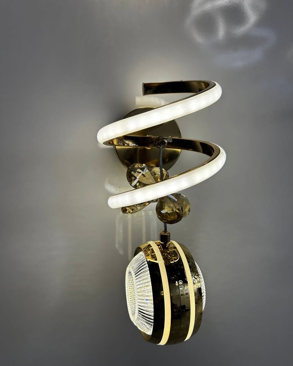 تشكيله من الانارة الجدارية ✨

توصيل كافه المحافظات 🚚
📍(الشورجة-عكد النصارى قيصرية الارمن-خلف بن الضيافة)
📞 ***********

#انارة #انارة_مودرن #ديكور #ديكور_منزل #اضاءة تصميم_داخلي مودرن
