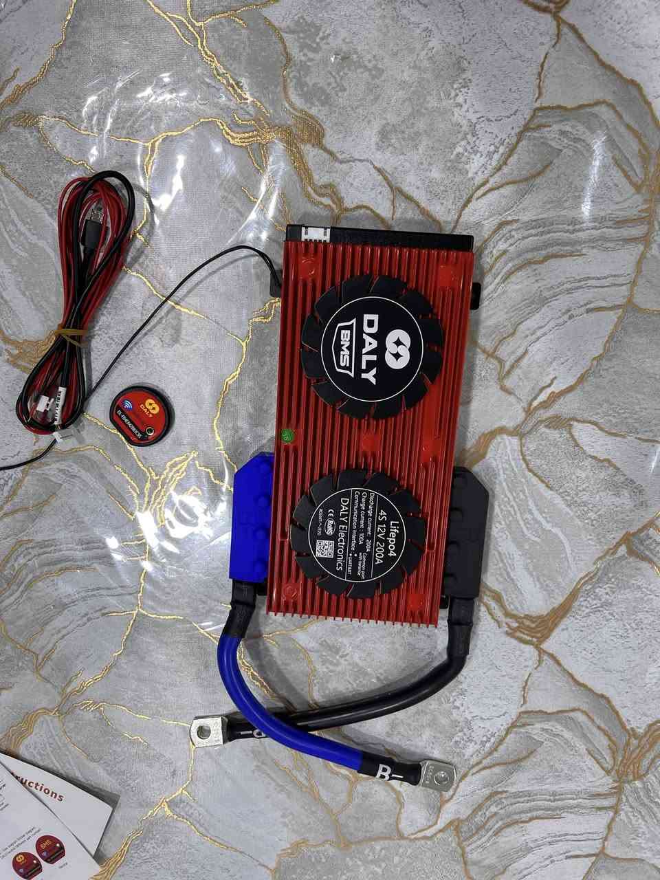 �🚀 فرصة لا تعوض – قطعة وحدة فقط! 🚀🔥
💪 للبيع BMS 200A قوي جداً لبطاريات ليثيوم LiFePO4 (4S – 12V)
جودة عالية وأداء ثابت يشغل إنفرترات وأحمال قوية بدون تعب 👌

⚡ 200 أمبير حقيقي
❄️ مزود بمراوح تبريد
🔒 حماية كاملة (شحن زائد – تفريغ – قصر – موازنة خلايا)
🔥 مناسب للطاقة الشمسية وأنظمة 12 فولت القوية

💰 السعر: 100,000 دينار فقط
📦 قطعة وحدة فقط – ماكو غيرها

📞 للحجز والاتصال المباشر:
***********

الجاد يحجز بسرعة قبل لا تنباع �
