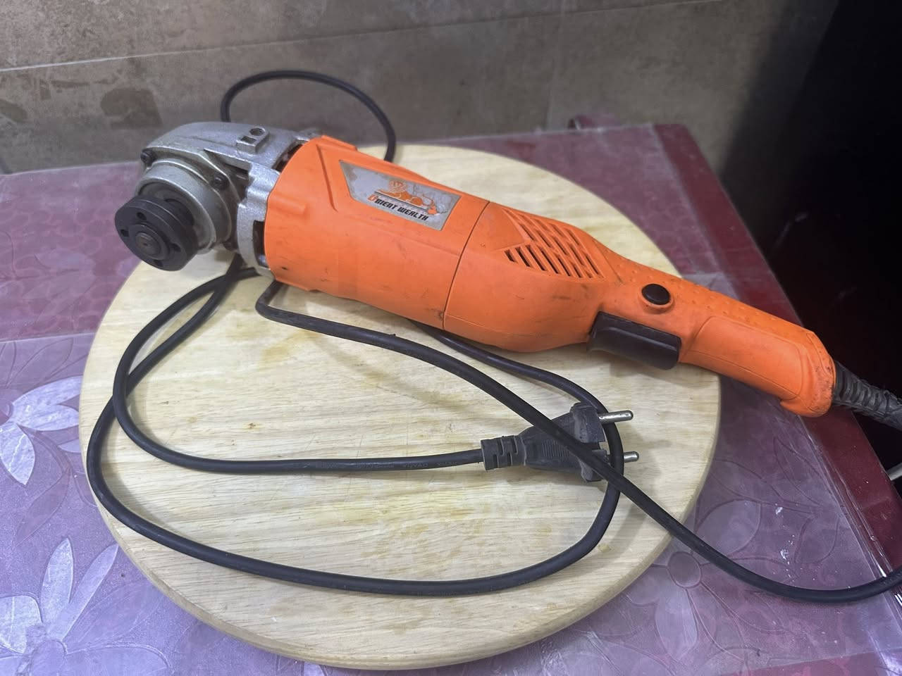 كوسرة ١٤٠٠ واط  ٤٣٠٠ دورة بالدقيقة شغالة للبيع بسعر ٢٥ الف


**إذا كنت صاحب هذا الإعلان وتريد حذفه لأي سبب، رجاءا أرسل رسالة إلى الدعم الفني**