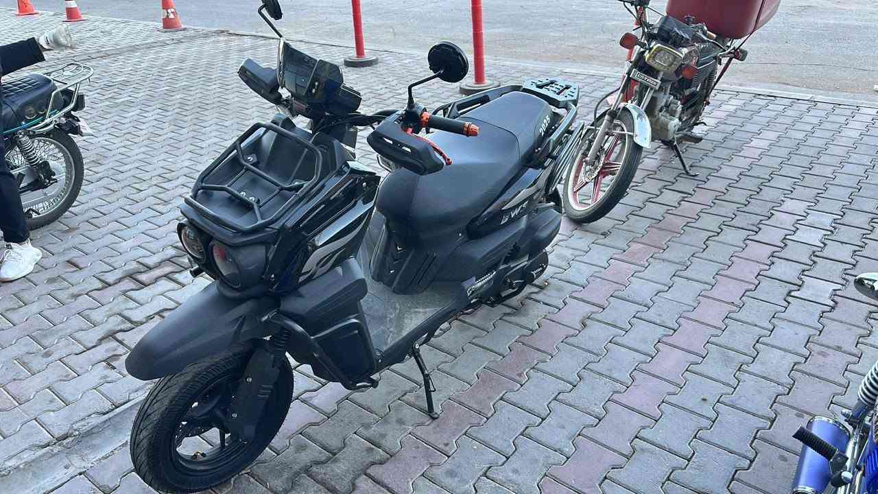 ماطور اخو  الجديد مستعمل شهرين كهربائيات شغال تواير جديدة ماطور ما ناقصه برغي للبيع بسعر 750$ قفل الشراي يتواصل ***********
