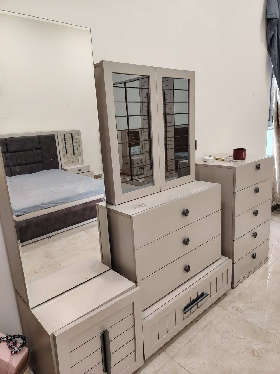 السلام عليكم
غرفة نوم فخمة جدآ تركي بي دي اف مو عراقي سوَكي مشترينها ب33 ورقة مصار شهر نريد نبيعها بمليون و٧٠٠ مستعجلين ع بيعتها بعدها جديدة ومو سوكيه فخمة جدا للتواصل واتساب


**إذا كنت صاحب هذا الإعلان وتريد حذفه لأي سبب، رجاءا أرسل رسالة إلى الدعم الفني**