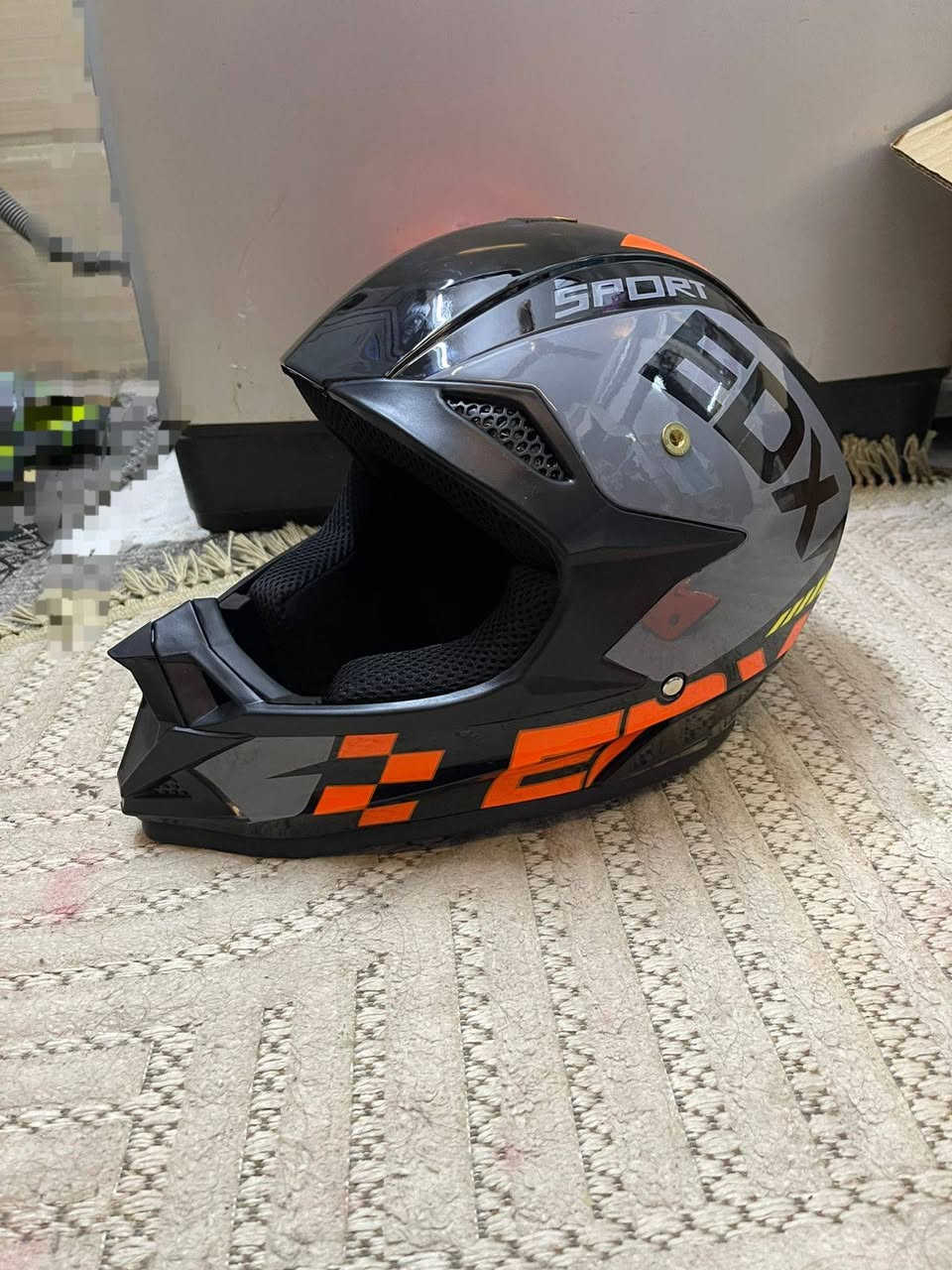 خوذه مع ملحقاته 
نضارات 
لثام
كفوف 
السعر ٤٥


**إذا كنت صاحب هذا الإعلان وتريد حذفه لأي سبب، رجاءا أرسل رسالة إلى الدعم الفني**