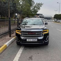 اكاديا SLT • ٧ راكب • حادث بسيط