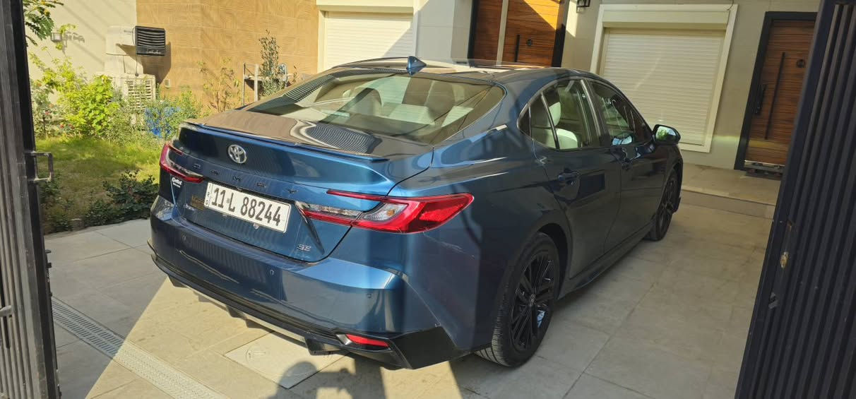 للبيع كامري موديل 2025 وارد امريكي
حادث خفيف جدآ بدون ايرباك
رقم الشاصي 4T1DAACK8SU139477

 محرك 2500 هايبرد 

ماشيه 1600mi جديده اخت الزيرو دخول جديد ترقيم جديد 

السعر 235 

العنوان الغزاليه للاستفسار ***********
