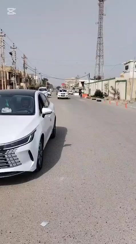 مكتب الحمداني للعقار
قطعة ارض بيها ٣ محلات 

 مساحه ٩٦ متر 

واقع حال 100

مقابيل مركز شرطة الزهور

تفاصيل داخل الفديو 

***********
