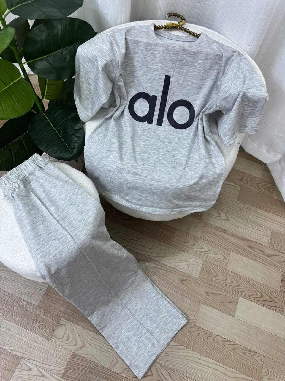توصيل داخل الكوت متوفر بنات


**إذا كنت صاحب هذا الإعلان وتريد حذفه لأي سبب، رجاءا أرسل رسالة إلى الدعم الفني**