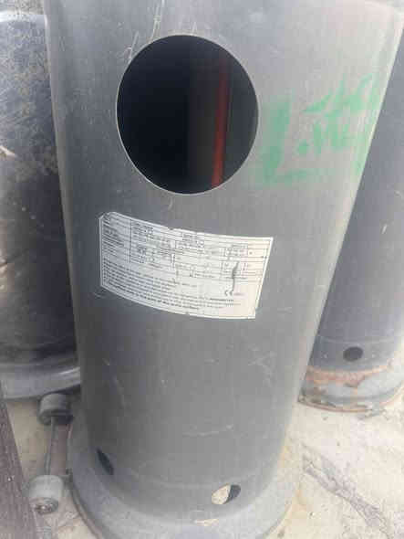 السلام عليكم للبيع صوبات عدد/5  وميوزه عدد/20 المكان بغداد        حي أور الاستفسار ***********
