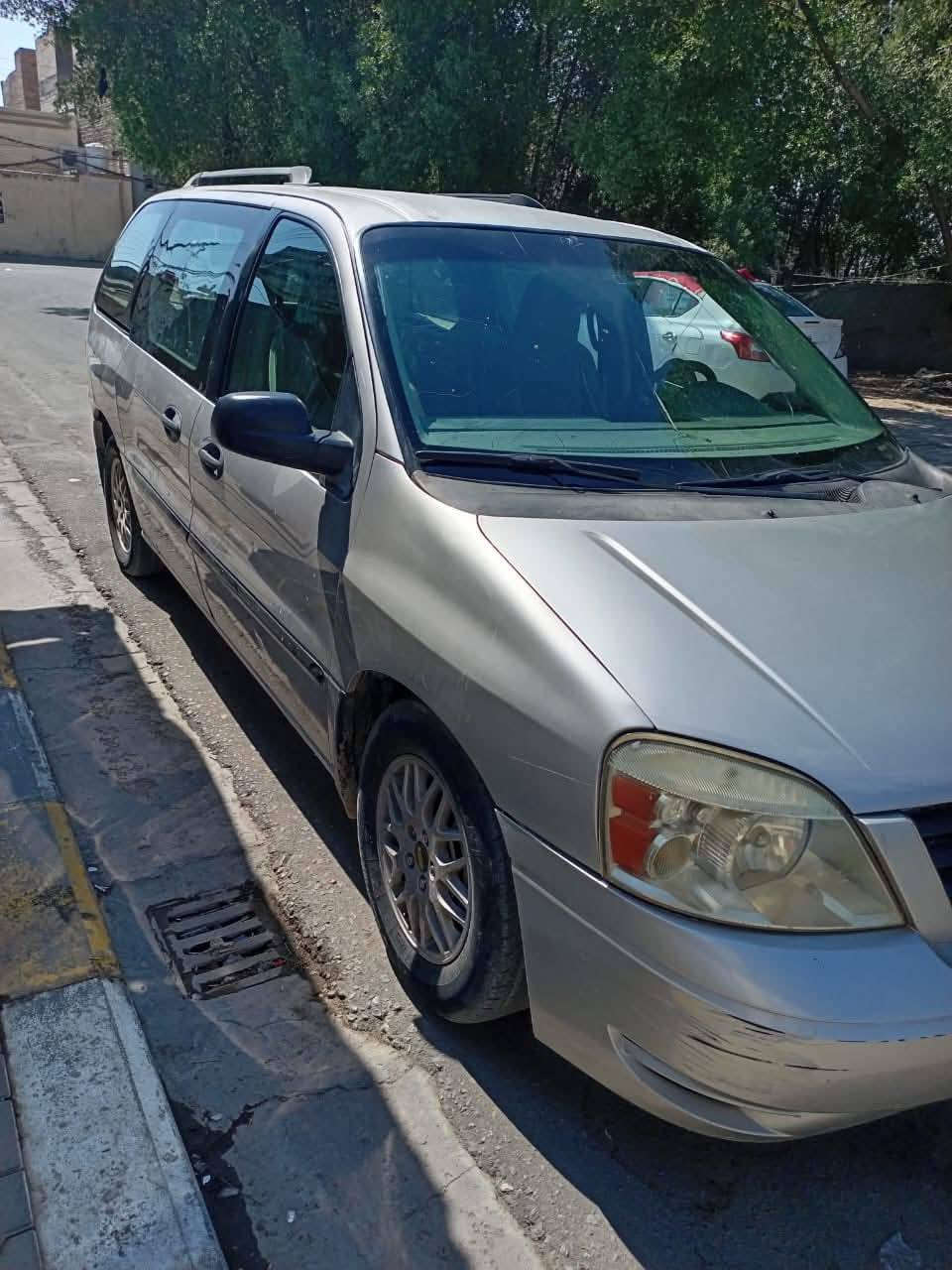 السلام عليكم فورد فري ستار موديل 2006 سبعه راكب رقم بغداد أنكليزي السعر 40 مكاني نجف استفسار خاص او اتصل ***********
