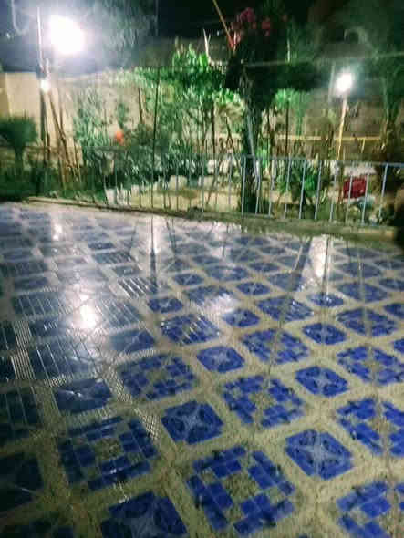 اللهم صل على محمد وال محمد
يرجى قراءة المنشور جيدا.قبل أن تتصل وتطلب حذف المنشور.وبعدها تغلق هاتفك
دار للبيع 
غرف نوم عدد 3
صاله 4*6
كلدور 4*3
مطبخ 4*5
مخزن2*14
استقبال خارجي 4*12
كراج سيارات 8*12
مدخل خاص للعائلة 
مدخل خاص للاستقبال 
حديقه مزروعة 5*10
حديقه صغيره 2*8
منور على مدار البيت 
مساحة البيت 600م
***********
