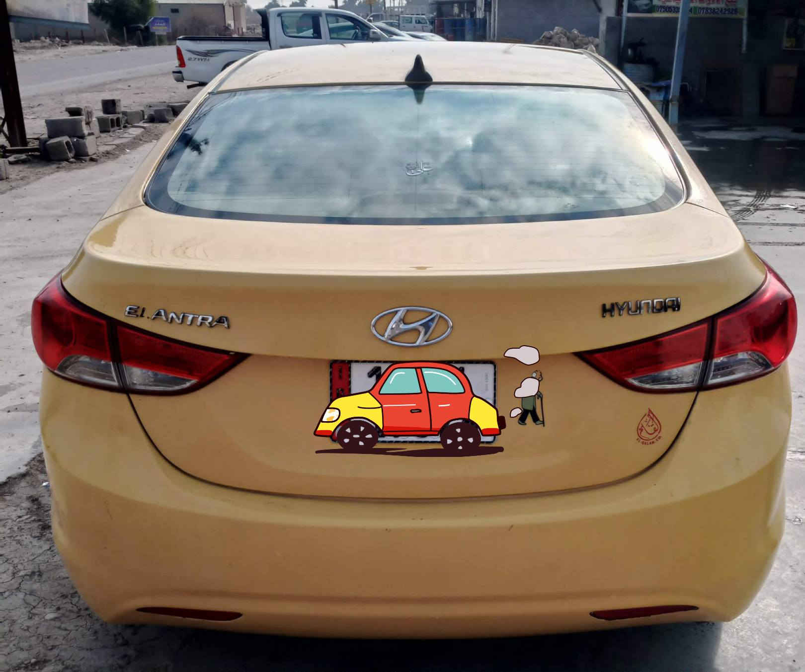 السلام عليكم
النترا ١٣ وارد امريكي حادث فقط لايت امامي بدون ضرر 
مبدل تخم تاير وسلف وداينمو و باتري
رقم بغداد انكليزي هيأه مصفره 
تبريد تدفئه
تجي تفحص وتاخذ 
العنوان بغداد ابوغريب
***********
