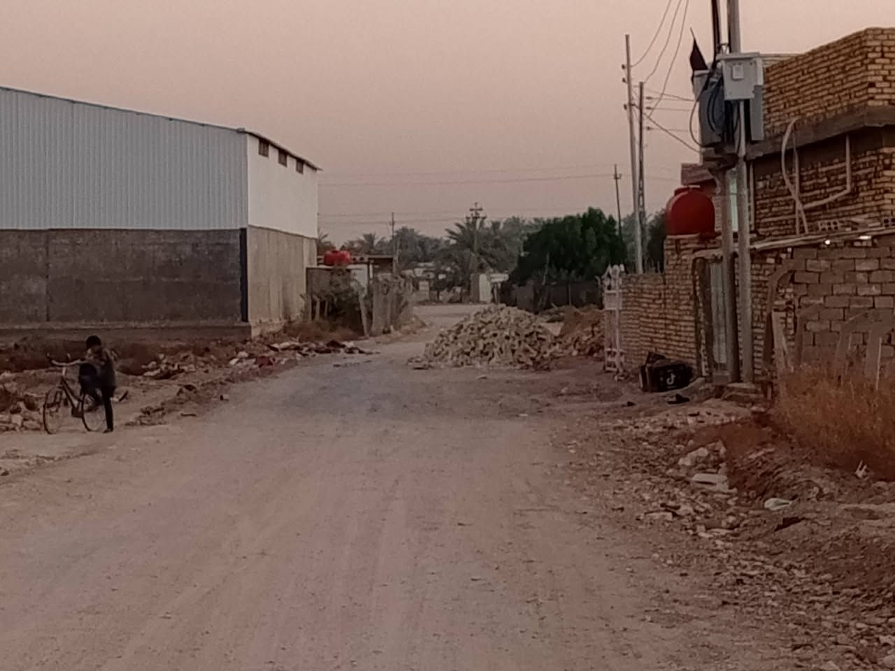 قطعه ارض مساحه 230 متر بل العلاك 
سند 25 طابو زراعي مداور مباشر
 خلف معمل الثلج 
 بسعر مناسب
 اتصل وتدلل جميع القطع بل العلاك موجوده 
*********** 
***********
