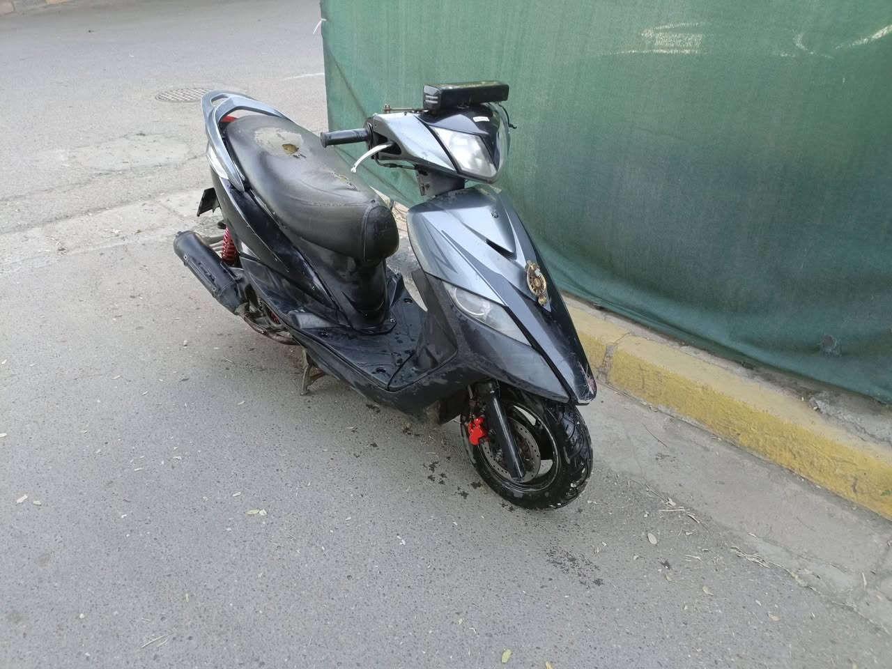 السلام عليكم ماكس ثعلب 140دراجه نظيفه كفرات بلاديه مخنمه محرك جديد لاتبخير ولانظوح كابريتر بلاد رمبه محرك ناعم شلعه معدل كله حلو سلف هندر شغال كهرباىيات شغاله مظخم صوت بلوتوث شادلهه  دراجه جاهزه بس الباتري گاعد يعني يرادلهه باتري السعر 450الف مكاني شارع حيفا ***********
