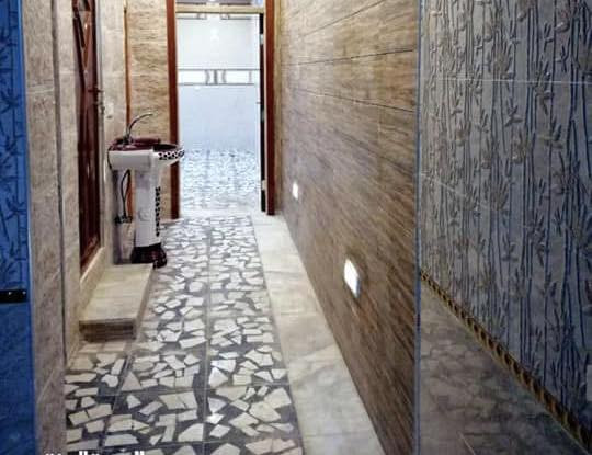 دار للبيع. 
الموقع الشعب التجار العقاري الأولى قرب فلكه بلقيس 
بفرع جامع النذير البشير 
مساحه الدار 119 
واجهه 3.40 م نزال 35
مدخل واحد طابق اول كراج سياره وحديقة صغيره 
استقبال + هول + مطبخ + خدمات + غرفه 
طابق ثاني غرفه وحولي وسطح غرفه سندويج بل سطح 
سنه البناء 2019-2020

للتواصل *********** واتساب واتصال 
او مراسله
