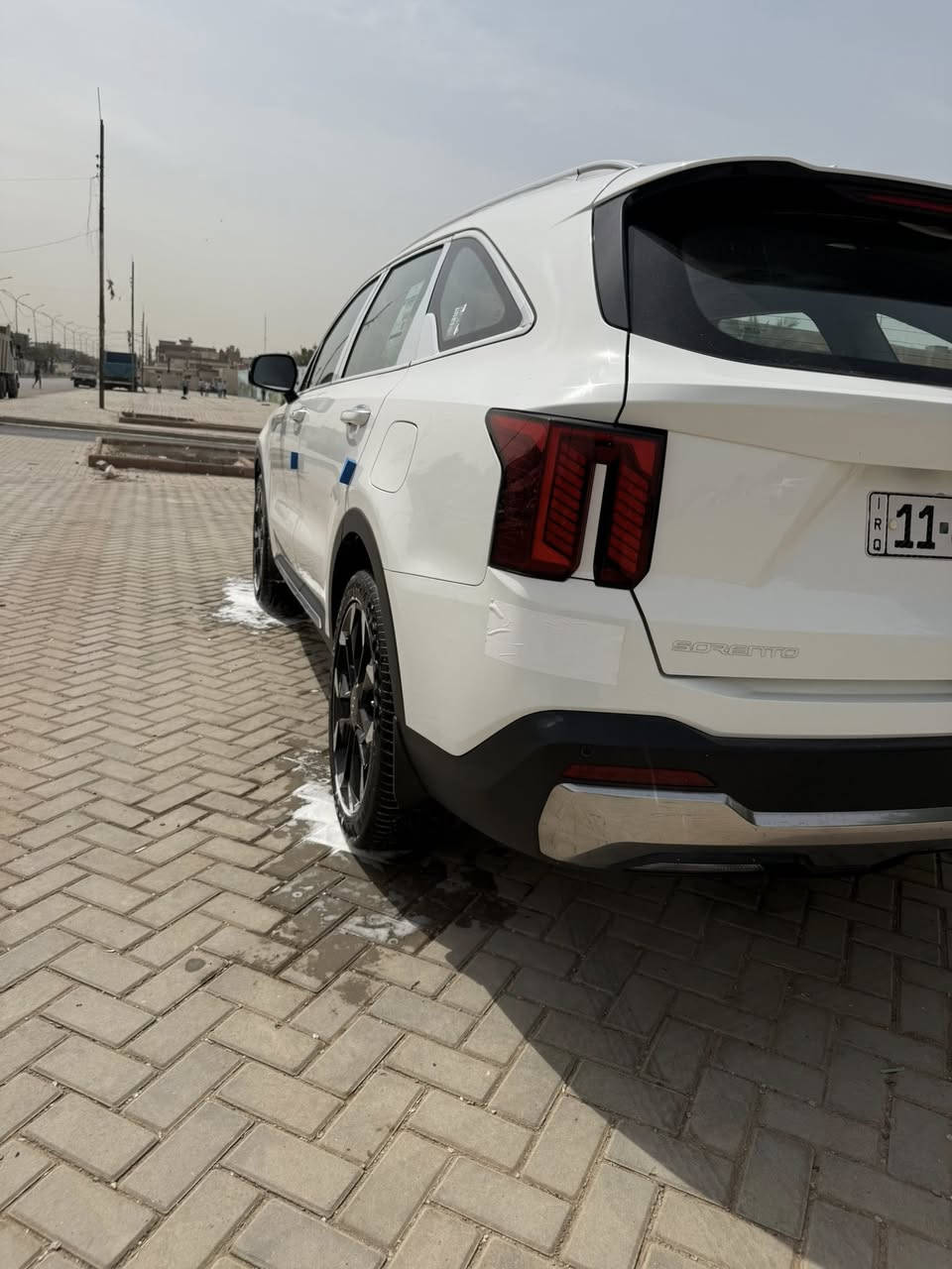 السلام عليكم سورنتو خليجي موديل ٢٥
فول مواصفات 
مكينه ٢٥٠٠
بصمه 
بنوراما 
جنطه كهربائيه 
كرسي كهربائي 
٧ راكب 
٣ قطع تبريد 
ماشيه ١٠ الف 
ويل ٢٠ 
شركه دوليه 
السعر ٢٦٨ 
***********
