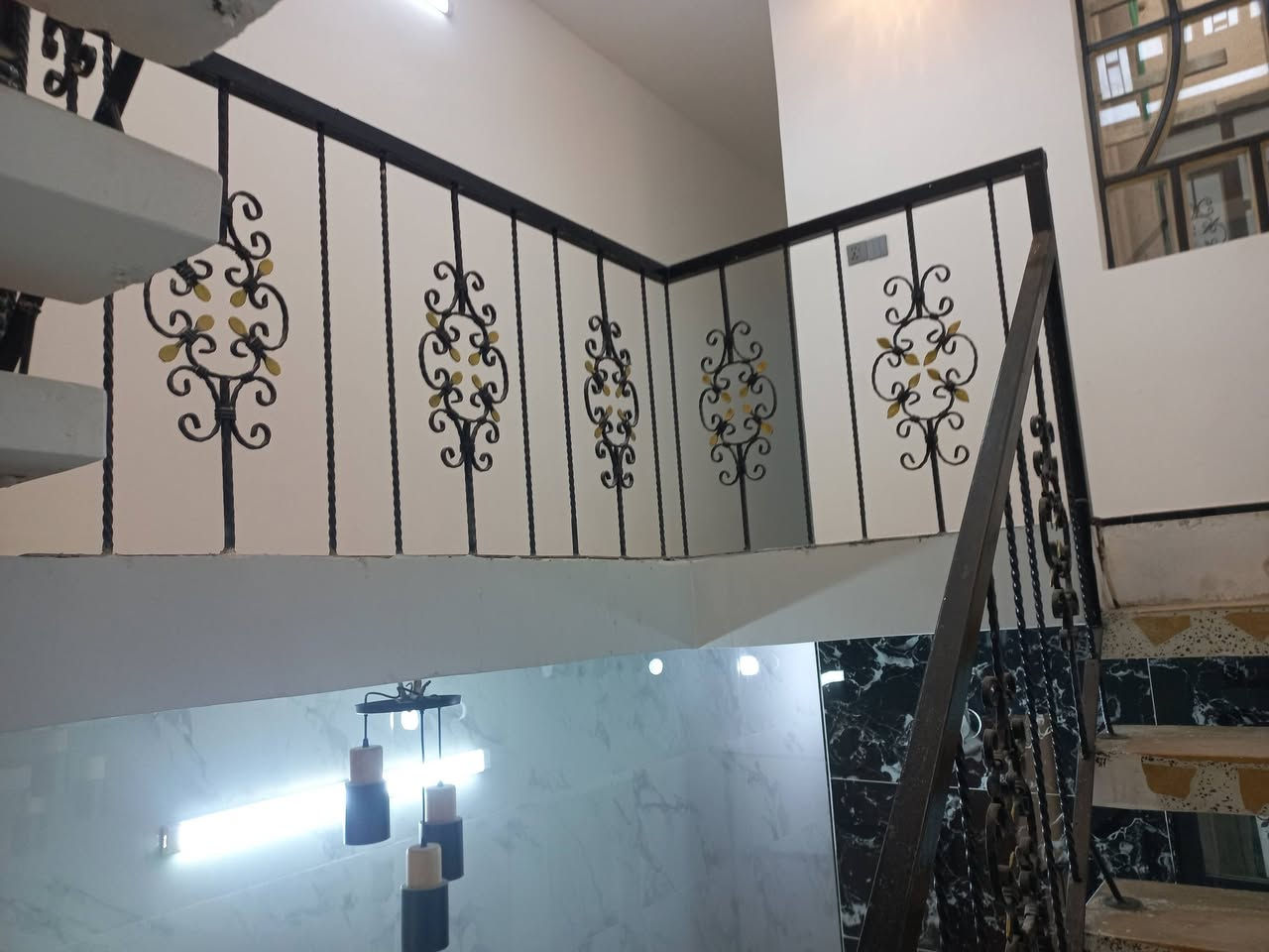 سلام عليكم
بيت مساحه 70 واجهه 3.5 نزال 20 طابو صرف الشعب شارع الصحه خلف جامع الحق للإستفسار الإتصال ***********
