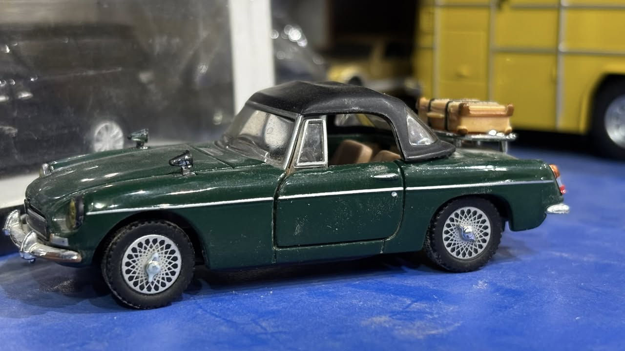 MG RoadSter 1962

صناعة شركة هانغويل الألمانية 🇩🇪 
الحجم 1:43

السعر 12 الف ونصف فقط🔥 

يتوفر توصيل لجميع محافظات العراق 🤩💙

 📍العنوان / شارع فلسطين - خلف المستشفى العالمي 
مكتبة الأمين للحجز و الاستفسار على الرقم او مراسلة الصفحة ***********
#مصغرات #سيارات_مصغرة #بغداد
