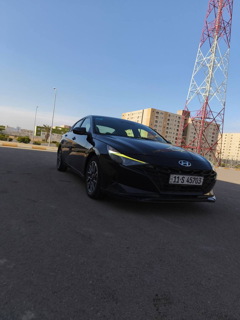 السلام عليكم
النترا مديل 2023 امريكي حادثهة ربع جنطة فقط بدون دواخل وبدون ارباك السيارة رقم بغداد دولي بسمي جديدة مابيهة نقص كير محرك تبريد ثلج صدر جديد تخم تاير جديد 
المواصفات فوللل عدا ( الفتحة ) 
بصمة 
دخول ذكي بدون مفتاح 
تشغيل عن بعد 
رادار جانبي 
رادار امامي 
لد امامي 
شاشة دجتل متصلة
شاشة اعطال 
ويل كروم 
سايد بريك بصمة 
تبريد بيانو 
ثلاث وضعيات قيادة 
تدفئة كشنات 
نضام ترحيب 
صندوق ذكي عند اقتراب البصمة 
محرك 2000 دوش 
تحكم مقود جهتين 
قيادة ذاتية 
تحديد مسار
مثبت سرعه 
ماشية 52 
السيارة جاهزة من كل النواحي السعر 143 وبيهة مجال بسيط مكاني بسماية الهاتف ***********
