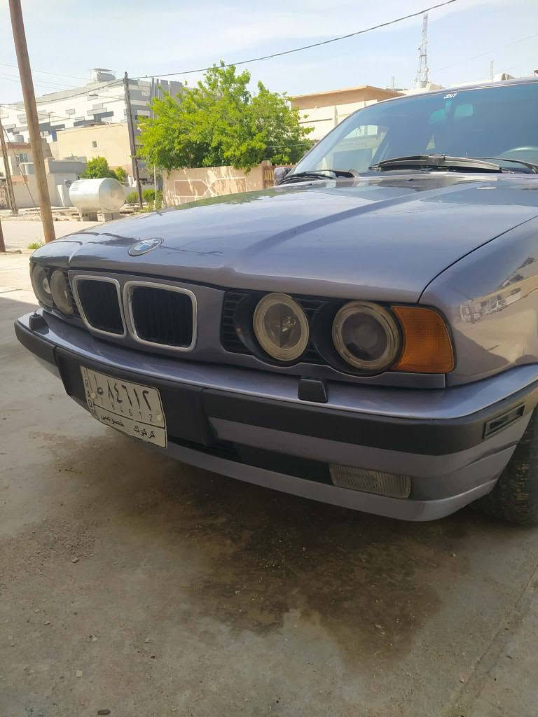 Nmw 525i 93 محرك كبس ديجيتال فول مواصفات اربع جام كهربائي سلايت اوتوماتيك كشن جلت هيتر سياحي دبل ايرباك دبل جكمجا سويج اتنين بلادي كير محرك شرط شرط تحويل شرط كهربائي كلشي سعر ٧٣ بي مجال مكان كركوك رحيماوا رقم *********** كركوك, العراق
