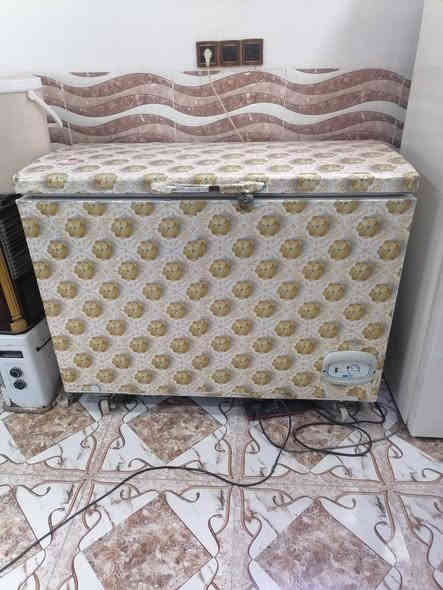 مجمده شغل اللبيع سعرا ١١٠ بي مجال كركوك حي العروبه يم ملعب خومسي او وكف قديم حجم ١٤ قدم بس مبدل فرزر جوا مابي اي عيب شغال بل شرط ٧ايام ضمان
***********
*********** كركوك
