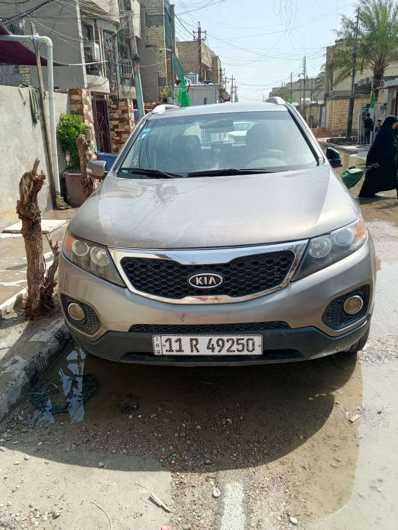 سورنتو 13 وارد امريكا فاري بلادية محرك 3500 ستة سلندر بغداد باسمنا سبعة راكب تبريد قطعتين ثلج حادث امريكا بنيد الركن الأيمن جاهزة من كلشي تحويل مباشر
للاستفسار *********** بغداد, العراق
