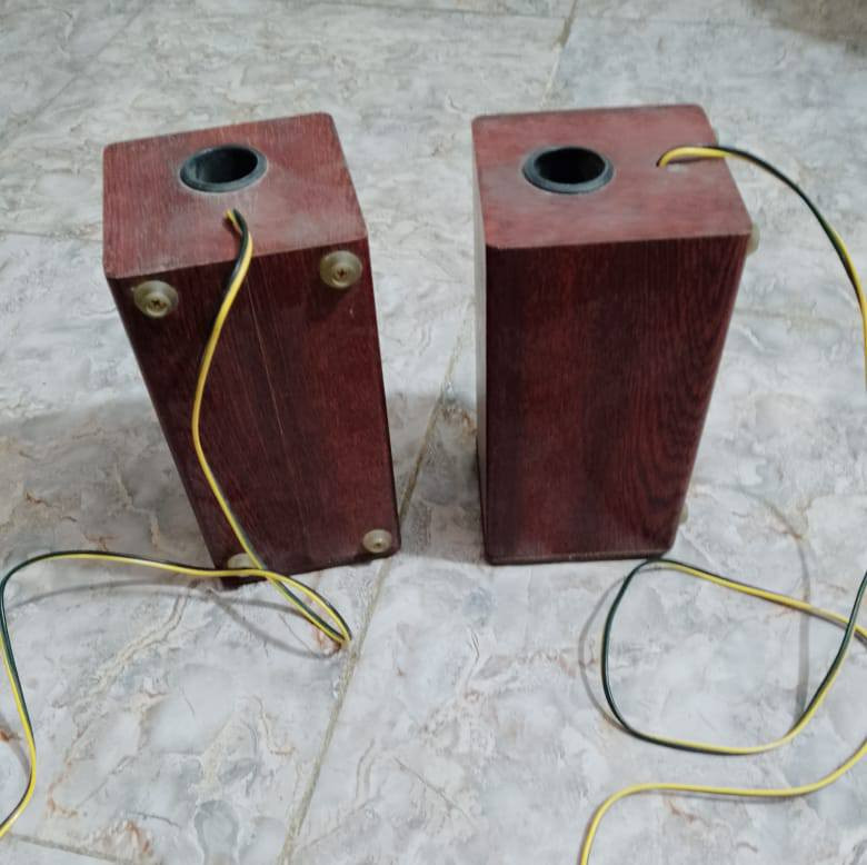 غراض دخل عله صور +//جهاز سامسونك لسعر 50بي مجال + ديوان ارضي 5دواشك و5 مساند ضهر و2تكيات فقط هذني موحودات لسعر 60+// سماعات مال ستوته مواكب جديدات كلش لسعر 30+// ستلايت 15/// قنفات ثنين فقط وحده ام 2 وحده ام 3 نضيفات لسعر 100 مكان ناصريه مدينه الصدر


**إذا كنت صاحب هذا الإعلان وتريد حذفه لأي سبب، رجاءا أرسل رسالة إلى الدعم الفني**