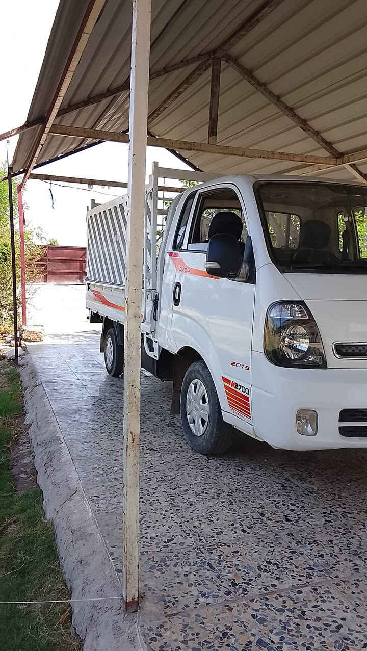 السلام عليكم للبيع كيا عموشا.  2018صدر جديد محرك جديد صدر جديد تخم تاير رقم بغداد السياره مكفولة مساعد رصعه بل تكمه مكان اليوسفيه صدر اليوسفيه ه‍ ***********.   ***********.  السعر 118 وبيه مجال حك الجيه
