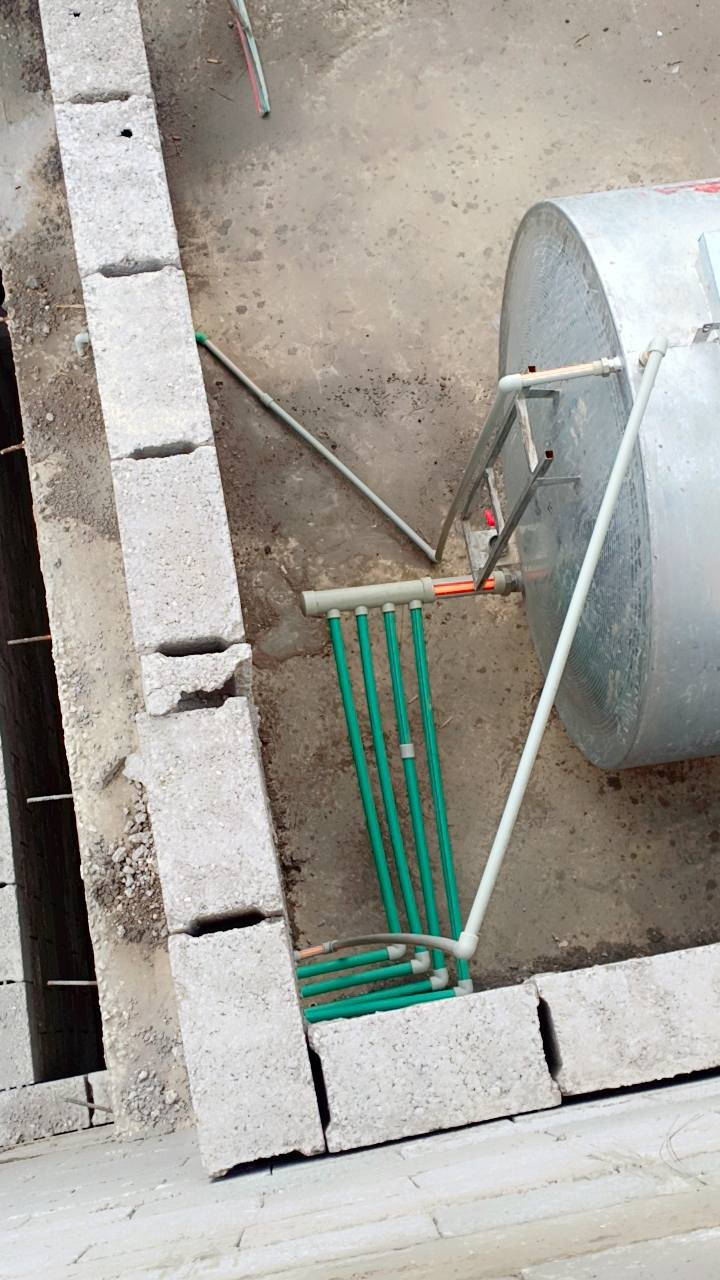 اسطه تأسيس ماء ومجاري بسعر مناسب للاستفسار الاتصال على الرقم *********** الله يرزق  الجميع 🩵
