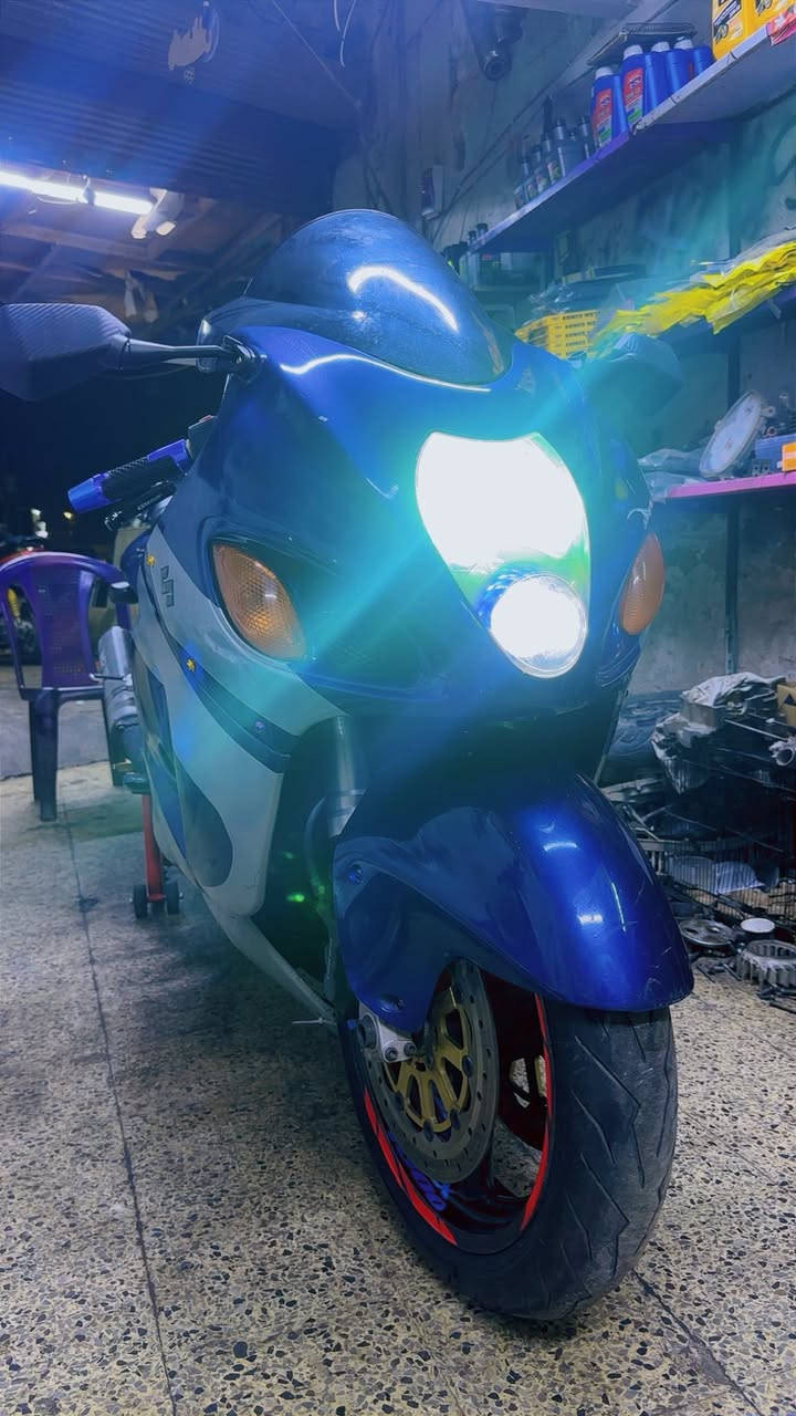 سلام عليكم حبايب دراجه هايبوزا محرك 1300cc دراجه ماشيه 51كيلو سعرهه 25 وبيهه مجال عليهه صالنصات ويرس منضومت زنون ليزريه +عديته متغيره يدات بريك قلاب دراجه خير من الله مكفوله من كلشي عده اكو بعض الكسور والخدوش في الكفرات فققط عليهه ادامه نوزلات بلاكات ان جي كي الاصليه طافيه الدراجه علا آخر حبه من سلولي مراوح ابد حماوه متعبر النص ابد حته بل ازدحام مكاني كاضميه ***********
