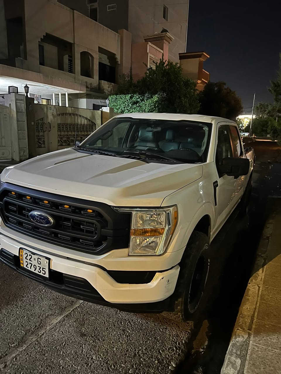 F150 2021 سەیارەکی زۆر خاوینە  بی مەسرەفە یقیج بن دۆسەی هەیە لەگەل دەرکەی لای سایق پمپ پمپ سبوخە گیر و مەکینە بەردەستە هەفتاک نابی جوار تای نوی مان بەستەیە سعر٢٤٠$ بۆ زانیاری زیاتر پەیوەندی بە ساحبی بکەن ***********
