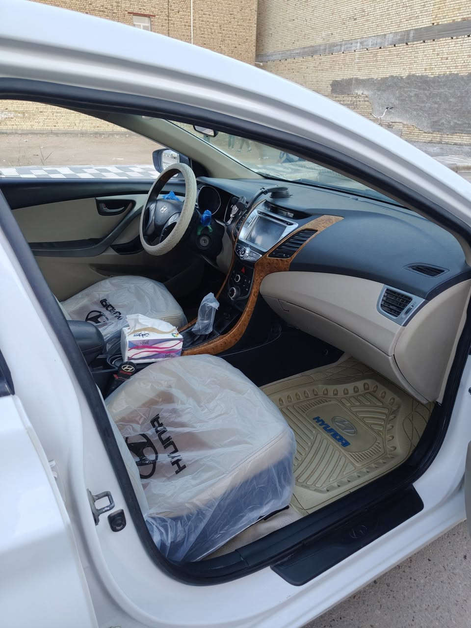 السلام عليكم النتره 2014 شكل الا 16بسمي خليجي محرك 2000  مكينه وكير فول سيارة نظيفه استخدام شخصي السعر 130 رقم *********** المكان ناصريه
