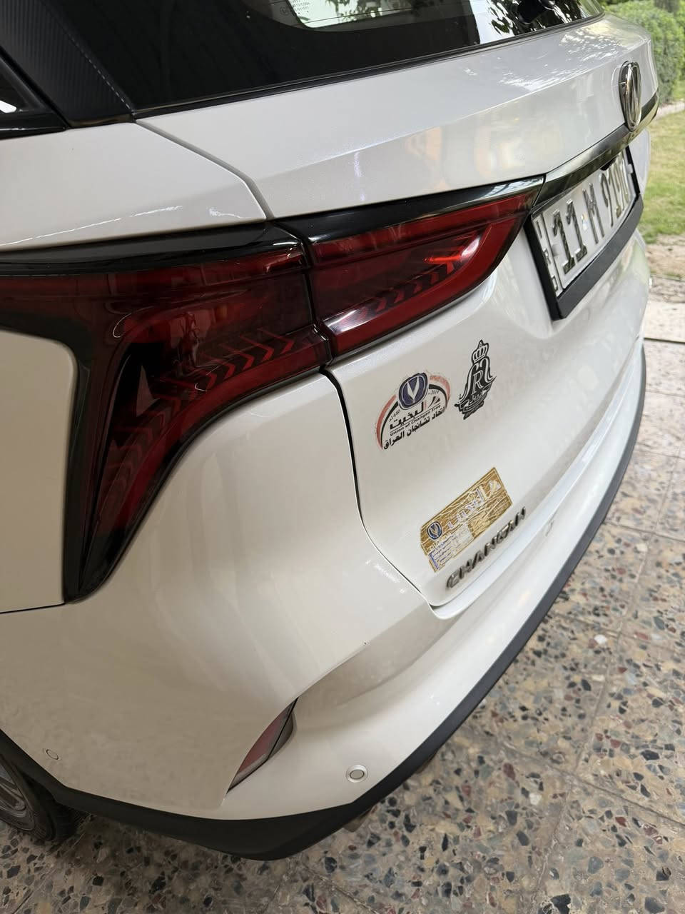 شانجان cs75 موديل 21 نظيفه جدا  ماشيه 59000 فوول مواصفات للأخير مكفوله وجاهزه من كلشي السعر 23500 مليون واذا قسط مقدمه 12 مليون وكل شهر 700 الف السعر الكلي 31 مليون مكانه الدوره ***********
