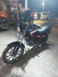 دراجه شايينك موديل 2023 نازله شهر 8/2025 حجم المكينه 150 استخدام قليل ...