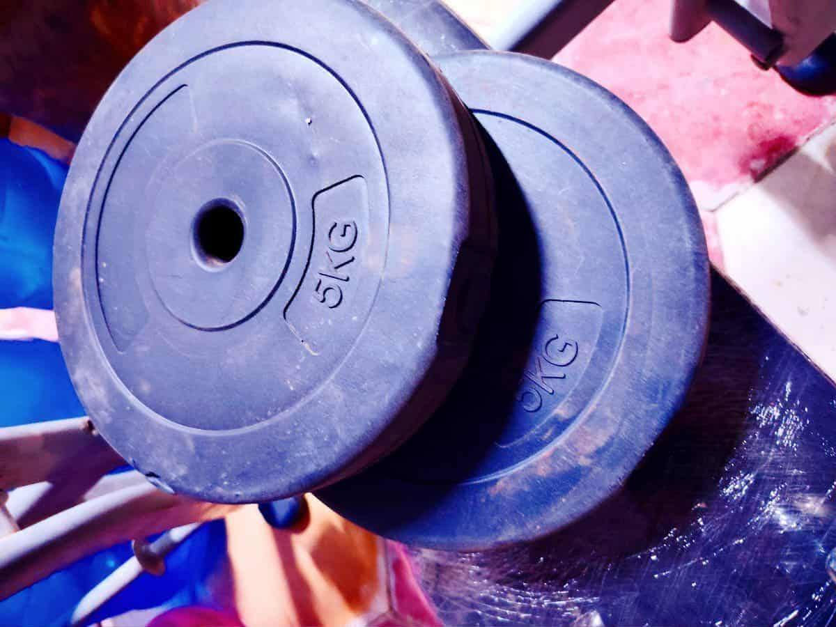 للبيع مصطبه لكافة التمارين رجل ذراع صدر سحوبات للظهر 
مع اوزان 30 كيلو 
مع شفت جبير مال بنج.ودبني اذا مرواس بجهاز رشاقه حسب الاتفاق وشعدك شي رياضي نزل شراي 😍😍😍😍
مع زوج دمبلصات فل وشد لليع ب 165 وبيهن مجال قليل  
او مرواس بجهاز رياضي مال رشاقه حسب الاتفاق وشعدك شي رياضي للبيع نزله شراي


**إذا كنت صاحب هذا الإعلان وتريد حذفه لأي سبب، رجاءا أرسل رسالة إلى الدعم الفني**