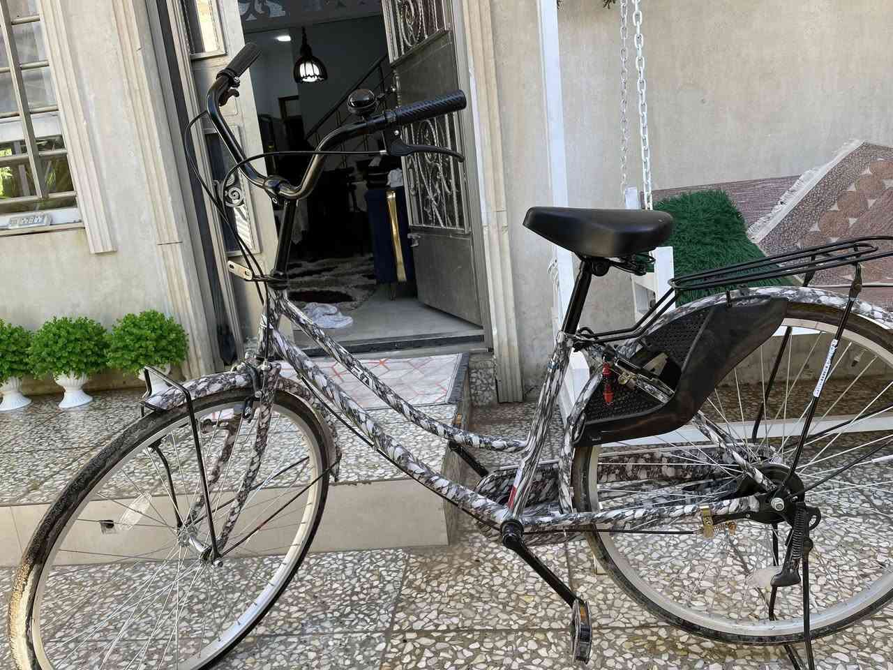 السلام عليكم يبايسكل بناتي
للبيع موديل 2025  موشم جماجم نوع الشركة BD صارلي خمس ايام من اشتريتة اخذتة من شركة فوجي 150 الف واني اريدة 125 العنوان بغداد الدورة حي دجلة شارع 25 الأرقام ***********
***********
