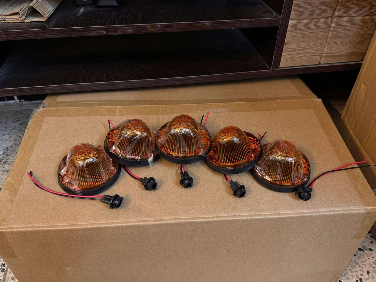 سلام عليكم ورحمة آللـــّہ وبركاته
اشاير LED ، نجوم سقف .للشوفر وللجمسي  1980 -1990  

متوفر توصيل لجميع محافضات  العراق 

سعر 40 الف 

  ***********🚚
